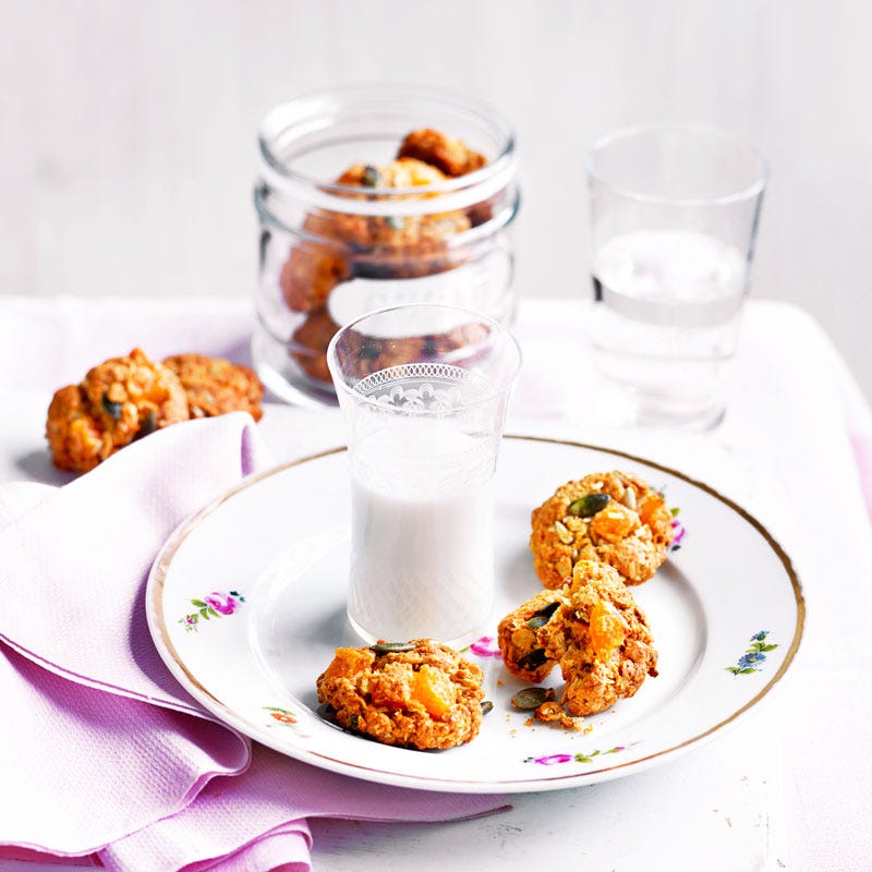 Photo of Fruity oat biscuits by WW