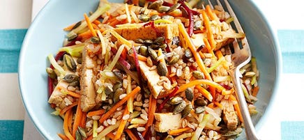 Tofu, rice and shredded vegetable salad