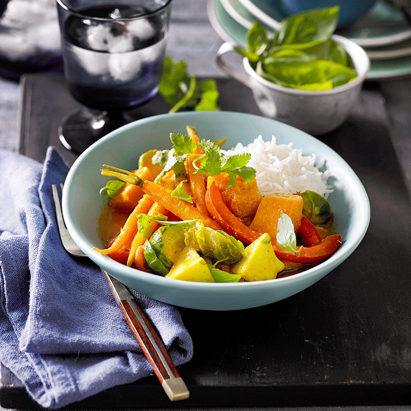 Thai yellow vegetable curry