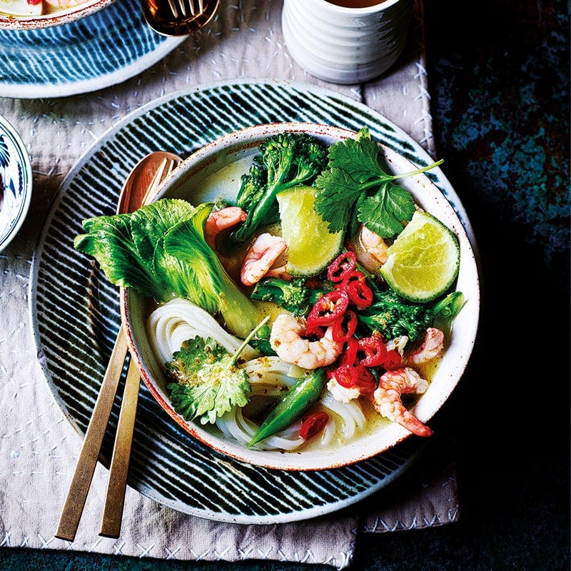 Thai prawn curry with noodles