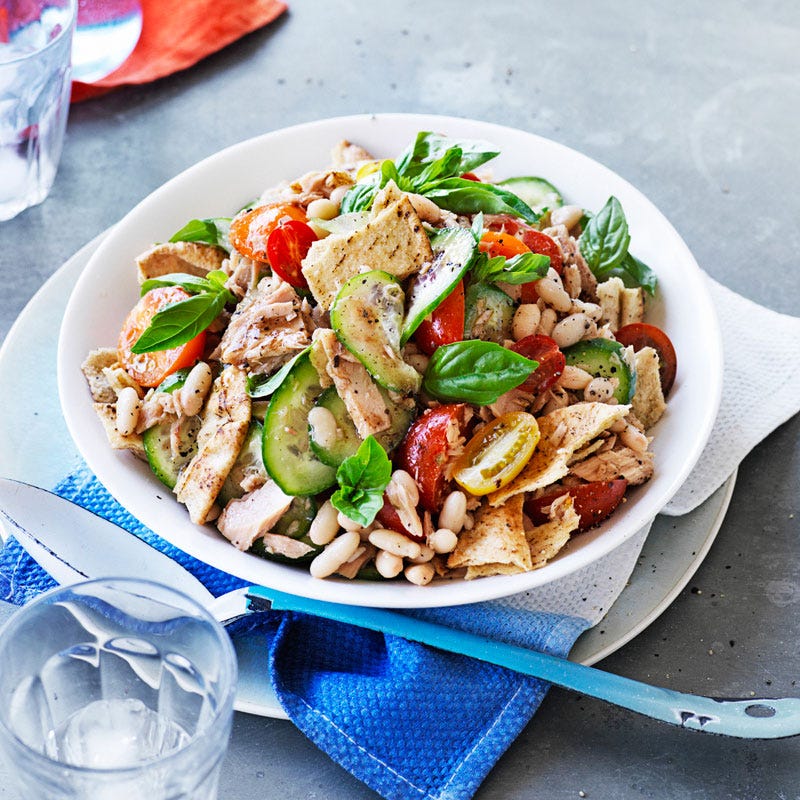 Photo of Tuna and bean fatoush salad by WW