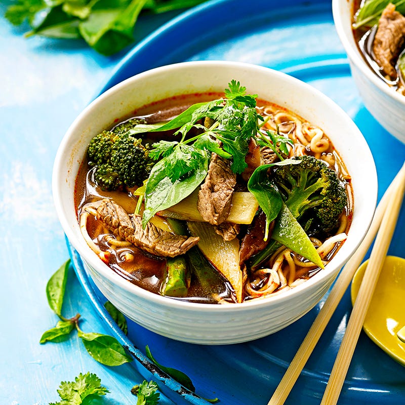 Beef and vegetable tom yum soup