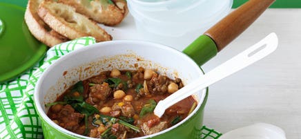 Spicy lamb, lentil and chickpea soup