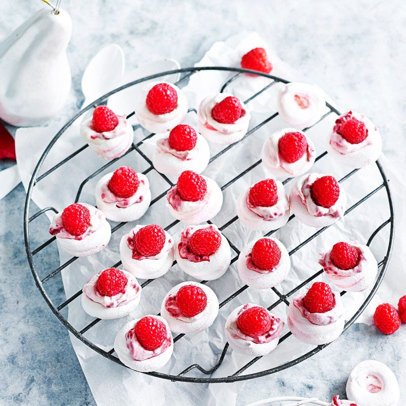 Photo of Rudolph's raspberry cream meringues by WW