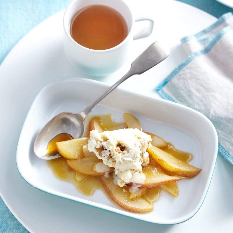 Photo of Caramel pears with cookie crunch ice-cream by WW