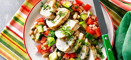 Grilled chicken with white bean salsa
