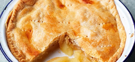 Deep apple pie