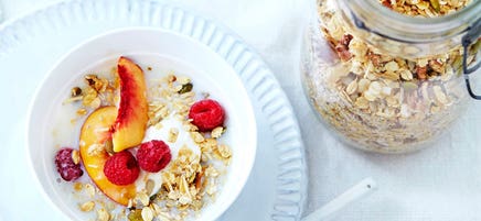 Mixed grain granola