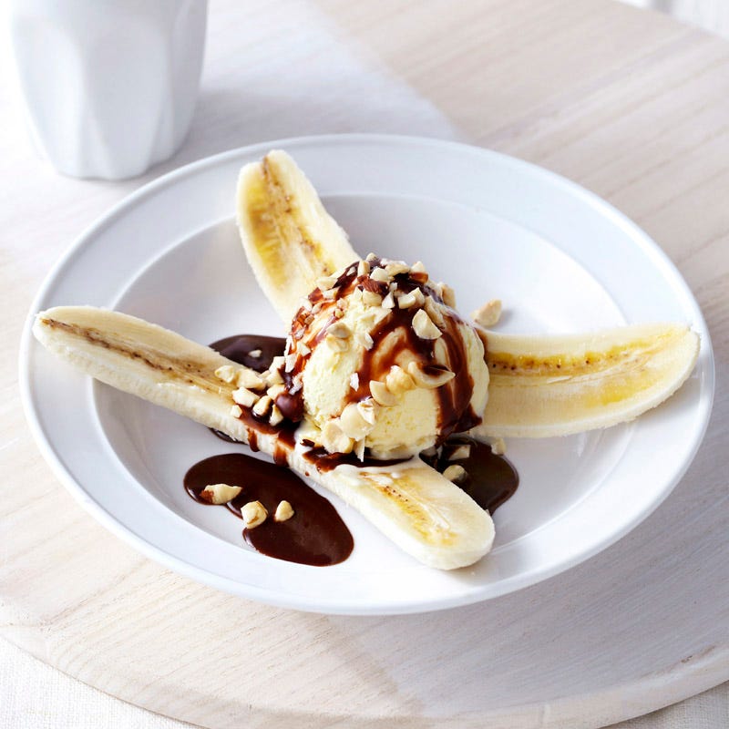 Photo of Banana split with choc-hazelnut sauce by WW