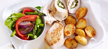 Spinach, capsicum and feta stuffed chicken