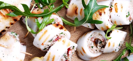 Quinoa stuffed squid hoods