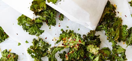 Parmesan and chilli kale chips