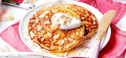 Banana oat pancakes