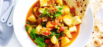 Pea, potato and paneer curry