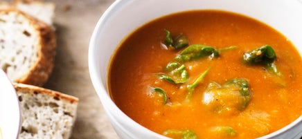Red curry, sweet potato and lentil soup