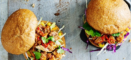 Pulled pork burger