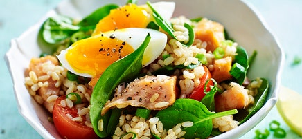 Salmon and spinach kedgeree