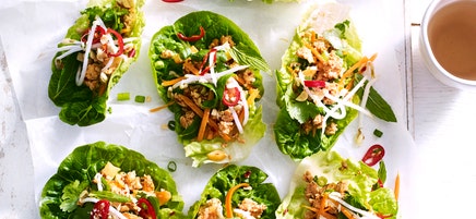 Chicken san choy bau