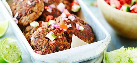 Spicy lamb and kidney bean patties