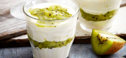Kiwifruit fool