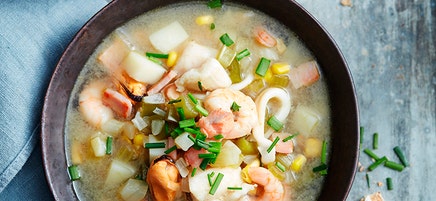 Seafood chowder with fennel
