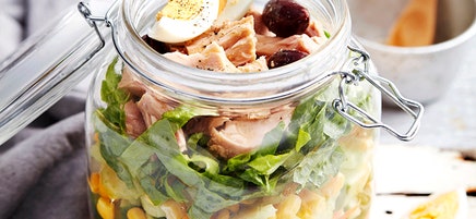 Brown rice and tuna salad in a jar