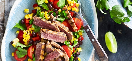 Mexican beef steak salad