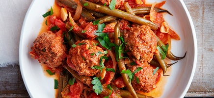 Slow cooked Greek meatballs with green beans
