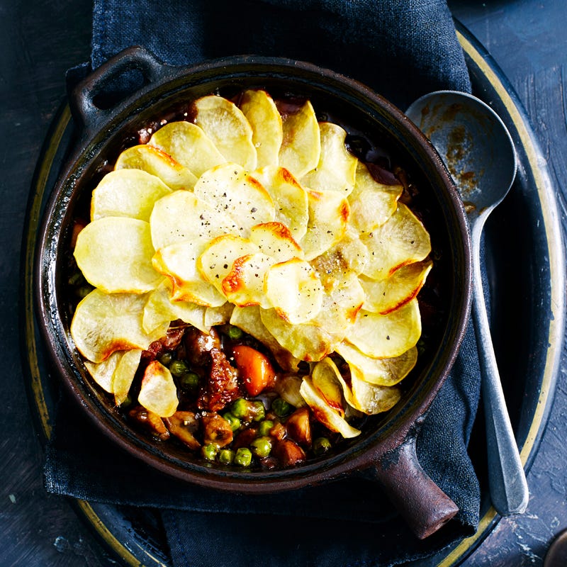 Beef, stout and onion pot pie