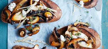 Mushroom bruschetta