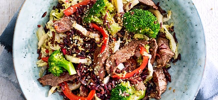 Lemongrass beef, black rice, broccoli and chilli bowl