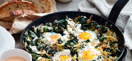 Green shakshuka