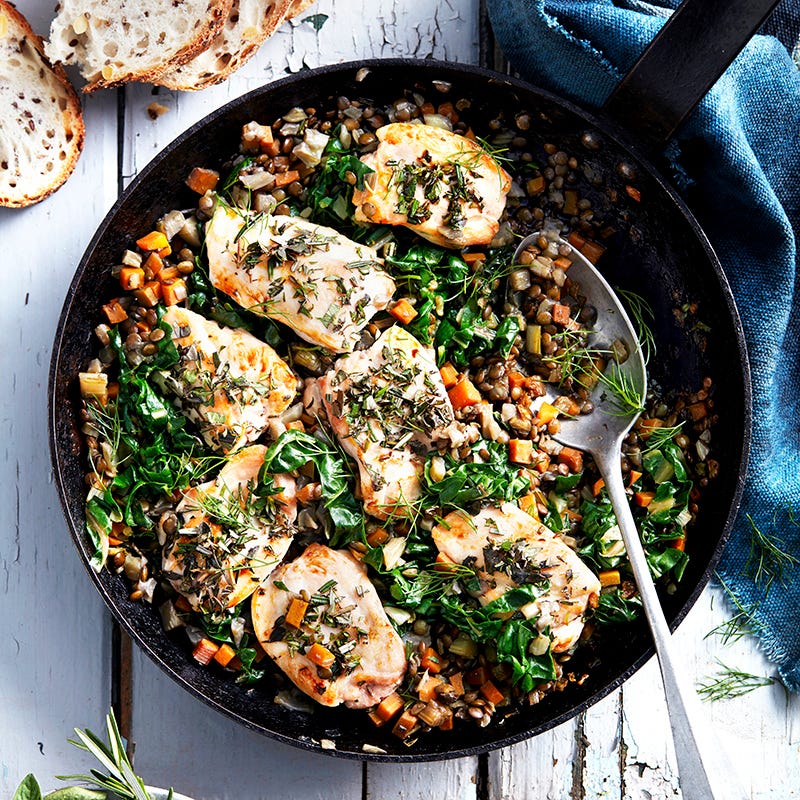 Braised chicken with lentils and fennel