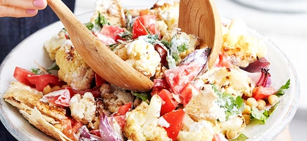 Roasted cauliflower fattoush