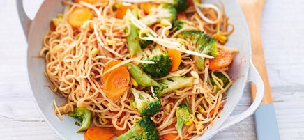 Cassolette de nouilles asiatiques aux brocolis