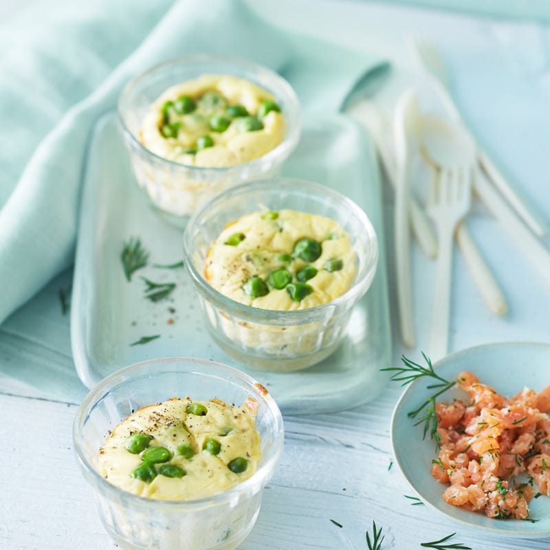 Ricotta-Erbsen-Küchlein mit Lachs