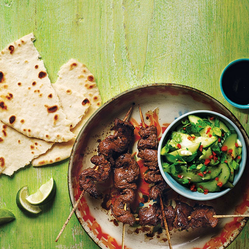 Beef am Spieß mit Roti-Brot