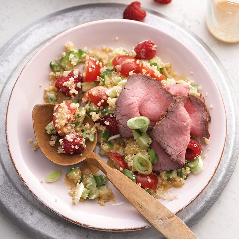 Foto Fruchtiger Quinoasalat mit Roastbeef von WW