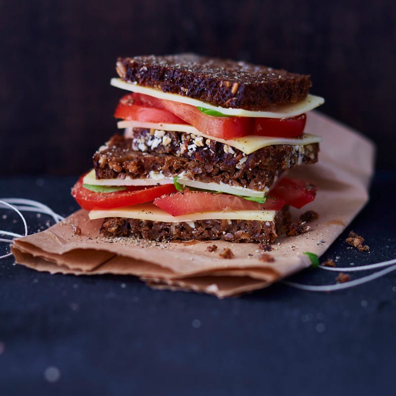 Tomaten-Käse-Brot