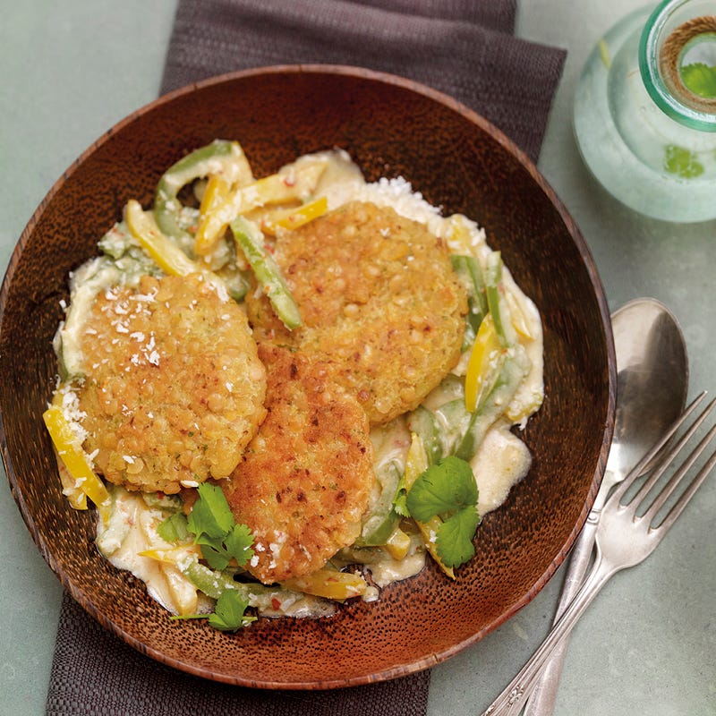 Foto Linsenbratlinge auf Kokosgemüse von WW