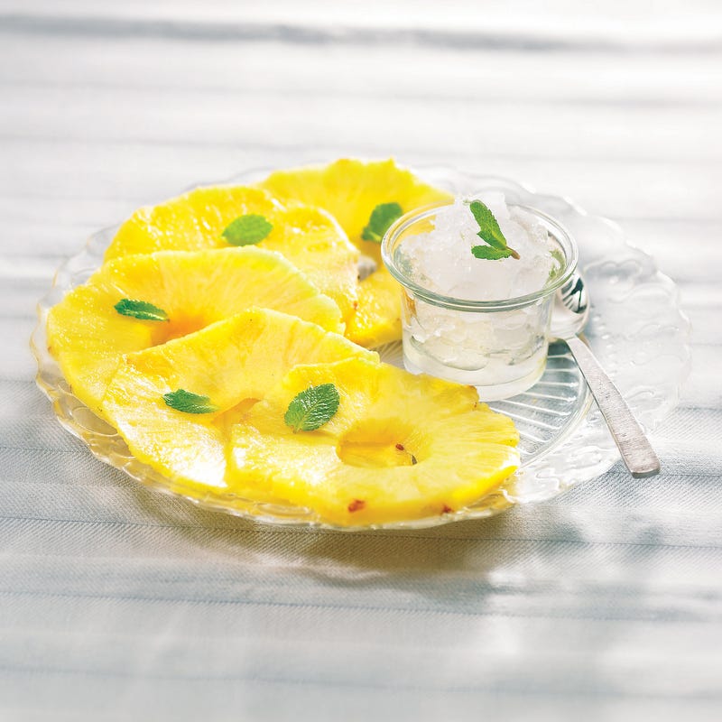 Photo de/du Salade d’ananas au granité de menthe par WW