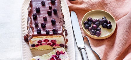 Bûche glacée miel cassis chocolat
