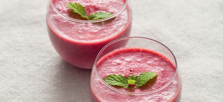 Soupe glacée betterave fruits rouges