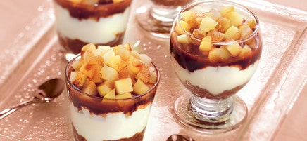Verrines de poire, spéculoos et chocolat