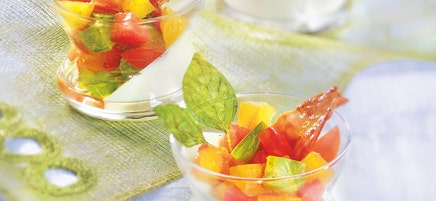 Panna cotta de chèvre aux 2 tomates
