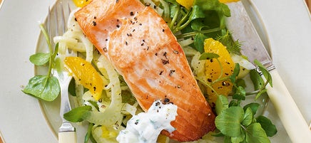 Salmon salad with cucumber sauce