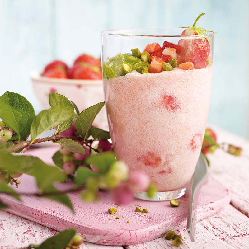 ViktVäktarna - Jordgubbs- och fläderpudding med pistagepesto