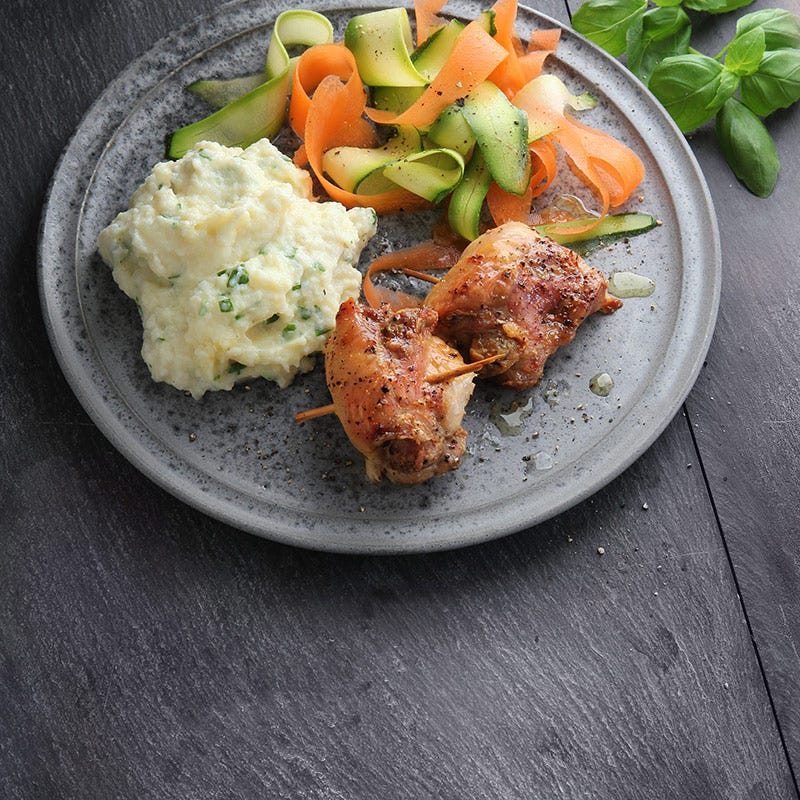 Foto av Baconfyllda kycklinglårfiléer med blomkålsmos från WW ViktVäktarna