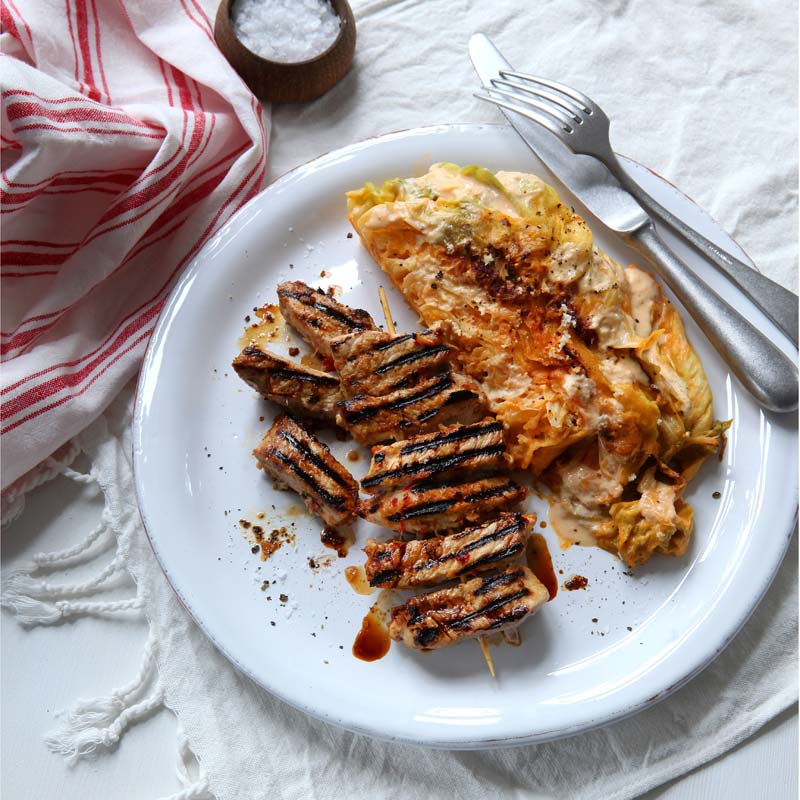 ViktVäktarna - Currymarinerade grillspett med gräddkokt spetskål