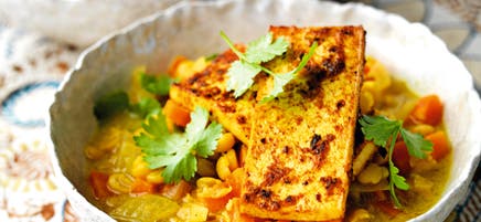 Yellow pea & tofu curry